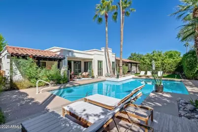 2551 E Missouri Avenue, Phoenix, AZ 85016 - Photo 1