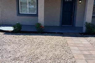 3435 W Holly St, Phoenix, AZ 85009 - Photo 3