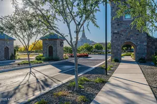 3326 S Stuart Ct, Gilbert, AZ 85297 - Photo 5