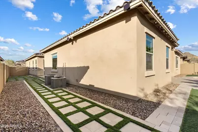 9275 W Plum Road, Peoria, AZ 85383 - Photo 35
