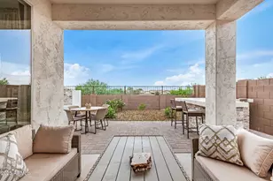 1894 W Summer Ln, San Tan Valley, AZ 85144 - Photo 3