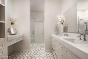 8270 N Hayden Rd, Scottsdale, AZ 85258 - Photo 11