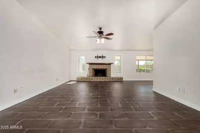 1119 E Renee Drive E, Phoenix, AZ 85024 - Photo 5