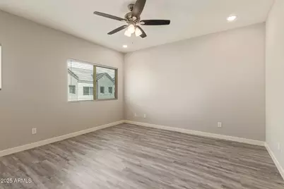 8242 N 22nd Drive, Phoenix, AZ 85021 - Photo 17