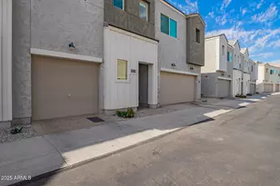 8242 N 22nd Dr, Phoenix, AZ 85021 - Photo 1