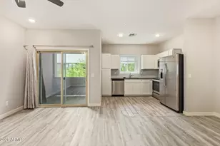 8242 N 22nd Dr, Phoenix, AZ 85021 - Photo 7