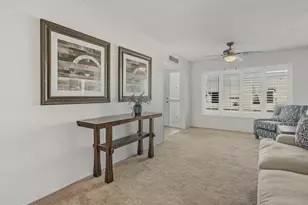 807 E Michelle Dr, Phoenix, AZ 85022 - Photo 13