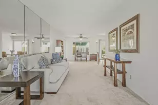 807 E Michelle Dr, Phoenix, AZ 85022 - Photo 11