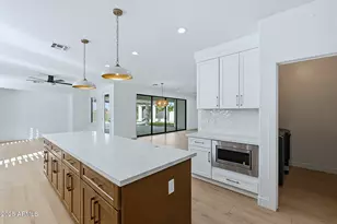 6574 S Crestview Dr, Gilbert, AZ 85298 - Photo 1