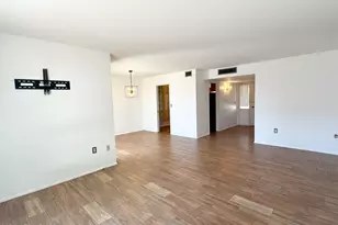 10223 W Andover Ave, Sun City, AZ 85351 - Photo 3