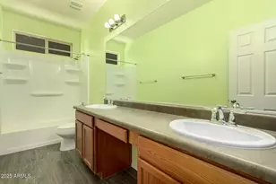 2106 E Aire Libre Ave, Phoenix, AZ 85022 - Photo 25