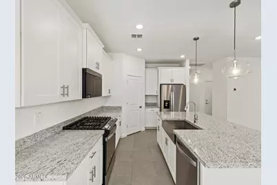 16033 W Bronco Trail, Surprise, AZ 85387 - Photo 5