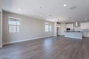 32000 N 117th Ave, Peoria, AZ 85383 - Photo 11