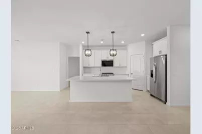 15817 W Gray Fox Trail, Surprise, AZ 85387 - Photo 11