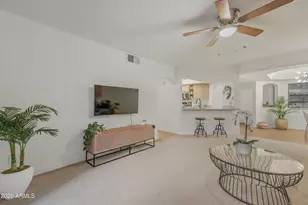 5104 N 32nd St, Phoenix, AZ 85018 - Photo 23