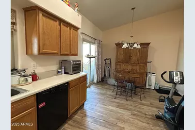 15818 S Maui Circle, Arizona City, AZ 85123 - Photo 5