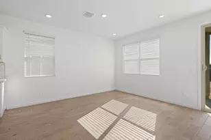 15809 W Gray Fox Trl, Surprise, AZ 85387 - Photo 9