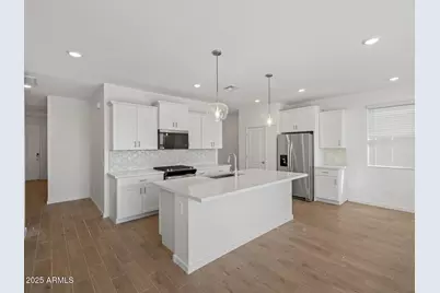 15809 W Gray Fox Trail, Surprise, AZ 85387 - Photo 5