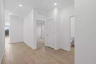 15809 W Gray Fox Trl, Surprise, AZ 85387 - Photo 3