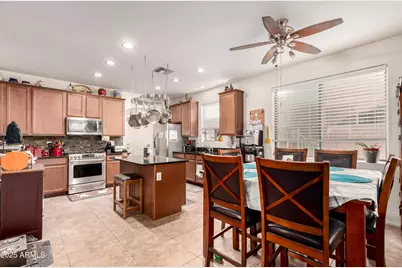 17544 W Windrose Drive, Surprise, AZ 85388 - Photo 9