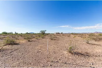407Xx W Montebello Avenue #R, Tonopah, AZ 85354 - Photo 5