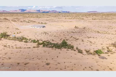 407Xx W Montebello Avenue #R, Tonopah, AZ 85354 - Photo 11