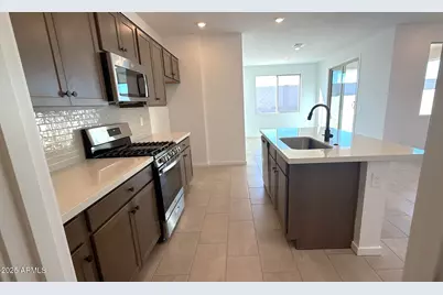 20692 N 224th Avenue, Surprise, AZ 85387 - Photo 5