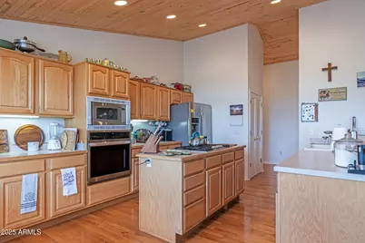861 E Pine Oaks Drive, Show Low, AZ 85901 - Photo 17