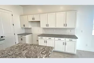 22232 W Tonopah Drive, Surprise, AZ 85387 - Photo 7