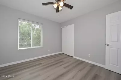 792 E Eugie Avenue, Phoenix, AZ 85022 - Photo 23