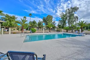 792 E Eugie Ave, Phoenix, AZ 85022 - Photo 29