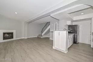 792 E Eugie Ave, Phoenix, AZ 85022 - Photo 9