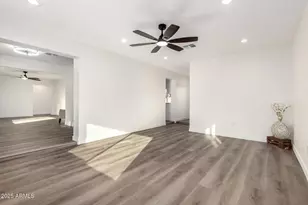 2231 N 38th Way, Phoenix, AZ 85008 - Photo 7