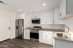 2231 N 38th Way, Phoenix, AZ 85008 - Photo 19