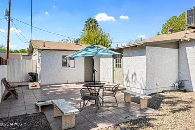 2647 E Whitton Avenue, Phoenix, AZ 85016 - Photo 13