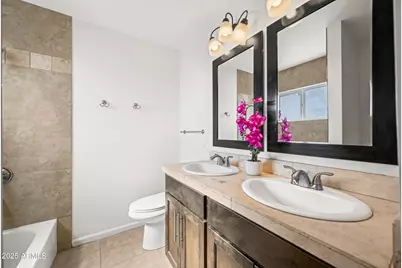 2647 E Whitton Avenue, Phoenix, AZ 85016 - Photo 33