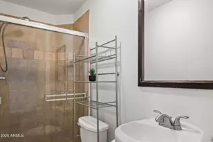 2647 E Whitton Ave, Phoenix, AZ 85016 - Photo 17