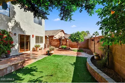 12879 W Sheridan Street, Avondale, AZ 85392 - Photo 23