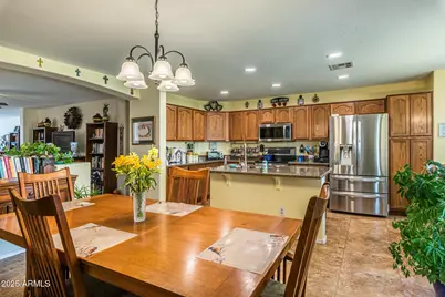 1456 E Holiday Drive, Casa Grande, AZ 85122 - Photo 7