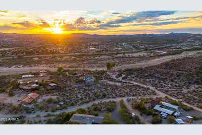 295 E Thurber Road #1, Wickenburg, AZ 85390 - Photo 5