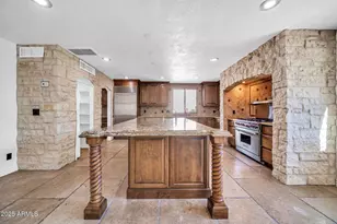 7351 E Keim Dr, Scottsdale, AZ 85250 - Photo 11