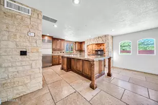 7351 E Keim Dr, Scottsdale, AZ 85250 - Photo 7