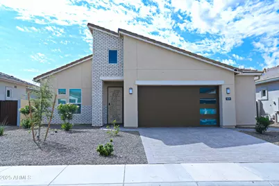 10549 W Albert Lane W, Peoria, AZ 85382 - Photo 1