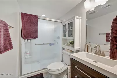 16063 N 26th Avenue, Phoenix, AZ 85023 - Photo 19