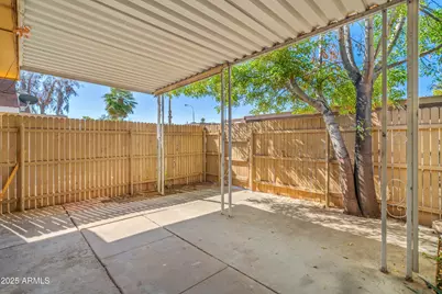 8235 N 34th Drive, Phoenix, AZ 85051 - Photo 5