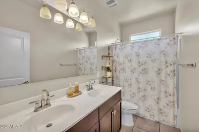 24609 W Raymond Street, Buckeye, AZ 85326 - Photo 27