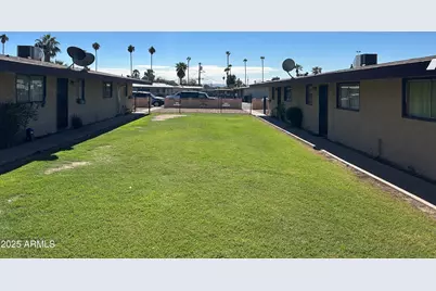 2134 W Heatherbrae Drive, Phoenix, AZ 85015 - Photo 1