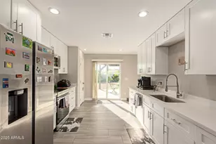 18230 N Organ Pipe Dr, Sun City, AZ 85373 - Photo 11