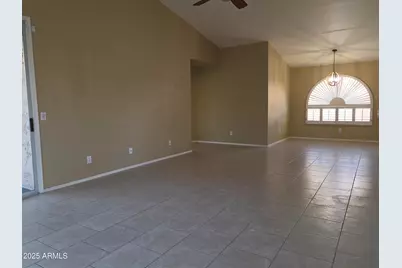 2235 E Donald Drive E, Phoenix, AZ 85024 - Photo 3