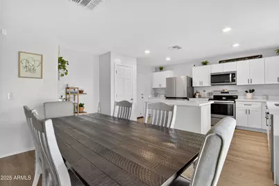 12526 W Palmaire Avenue, Glendale, AZ 85307 - Photo 11